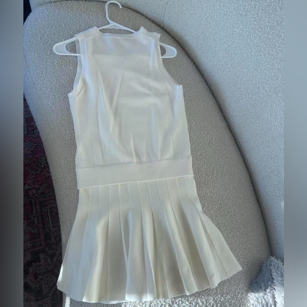NWOT Reformation Blair Cotton Sweater Dress in Fior di Latte, Size S - Picture 3 of 3